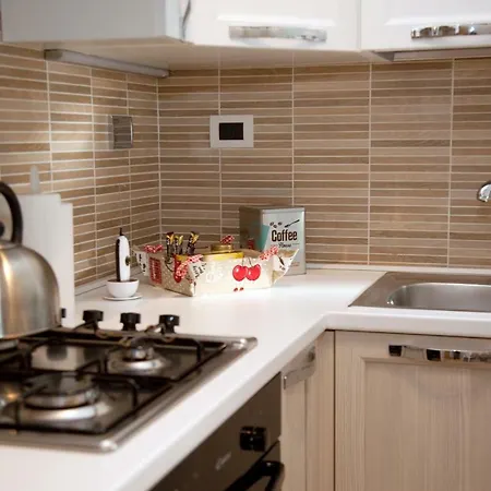 Accogliente Al Colosseo Řím